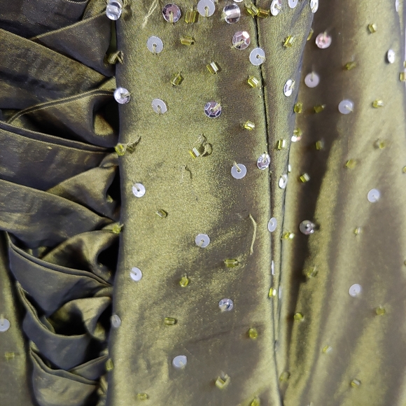 Maggie Sottero Ball Gown 2 - Picture 8 of 8